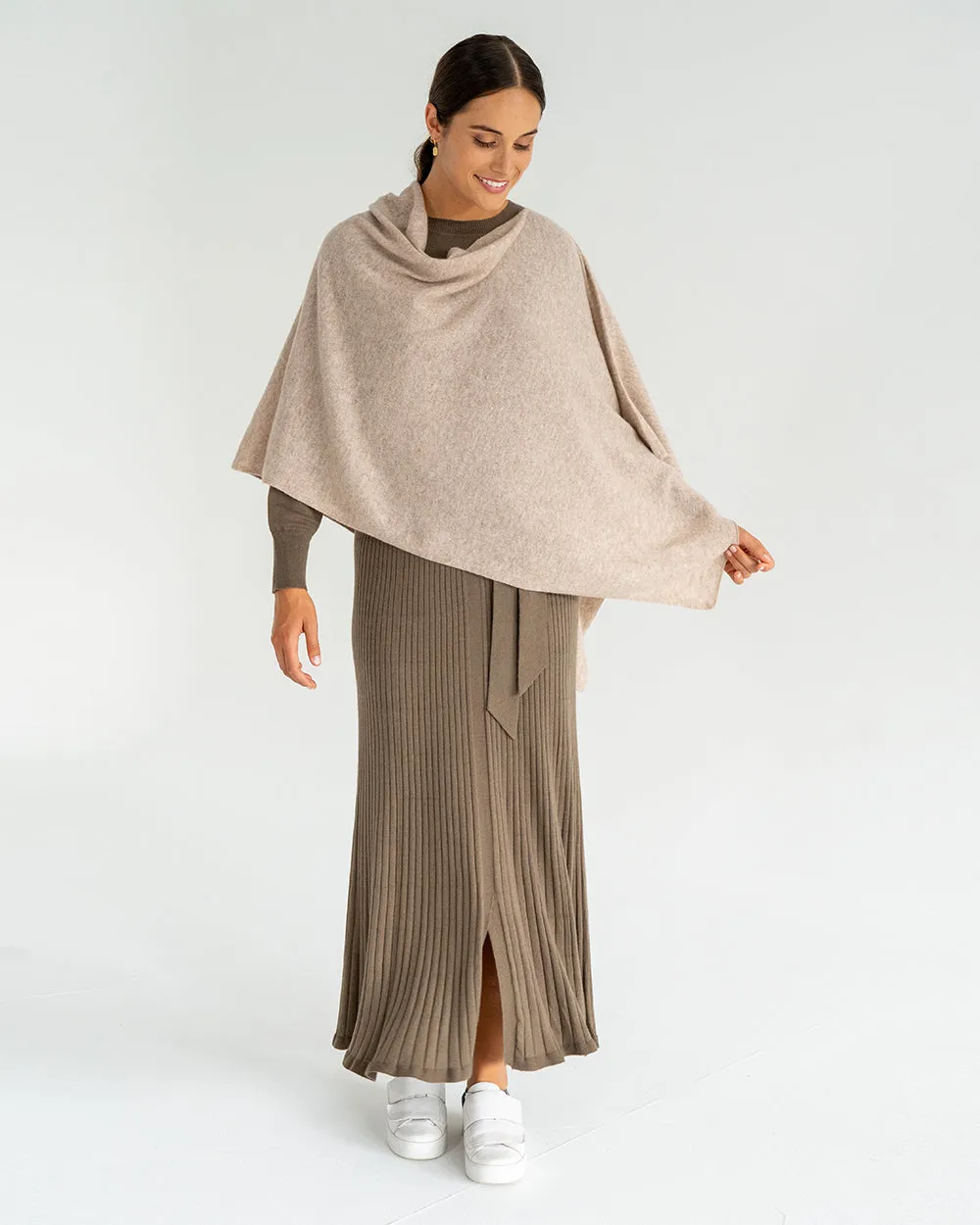 Cashmere Caplet - Light Brown