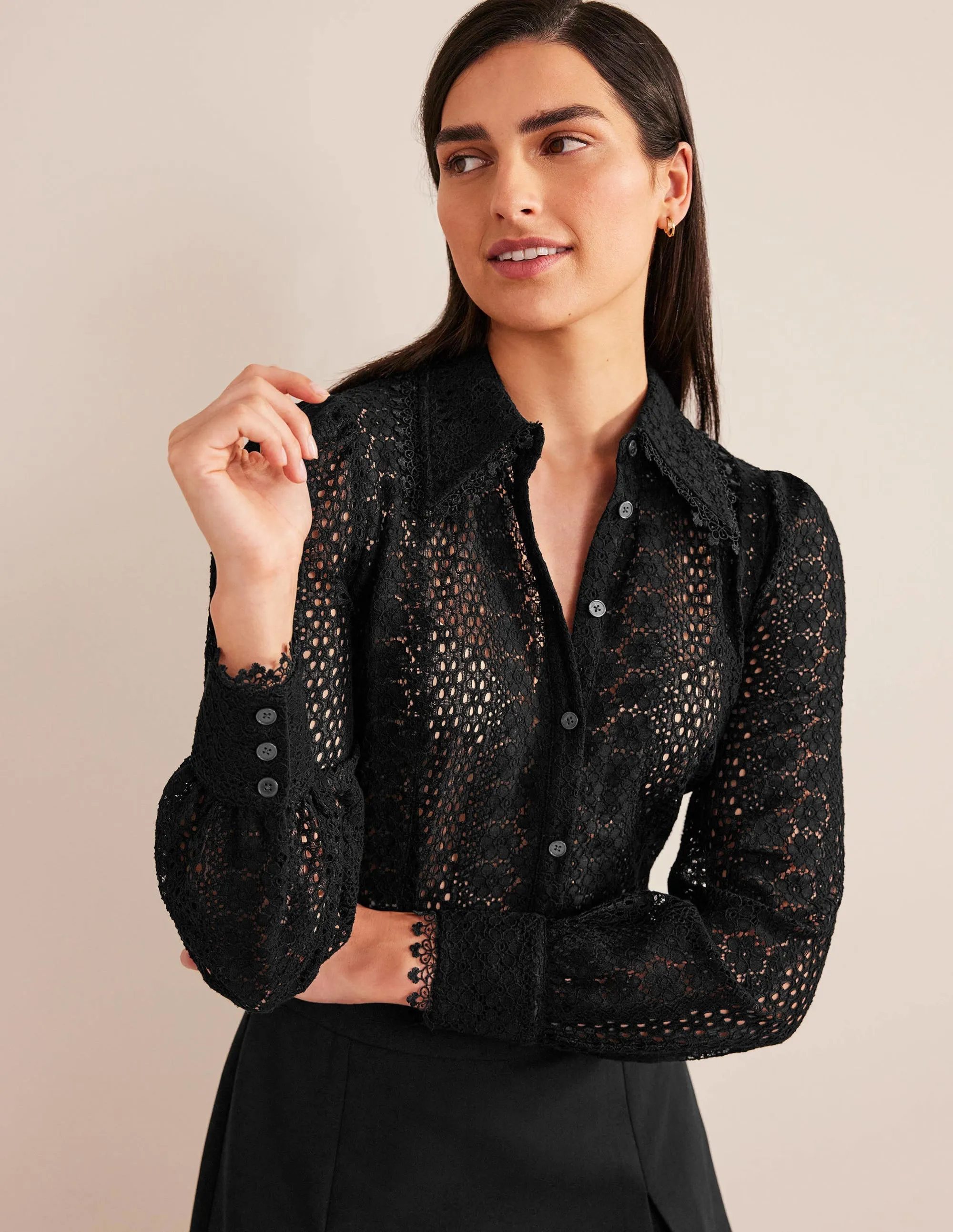 Fitted Lace Shirt-Black