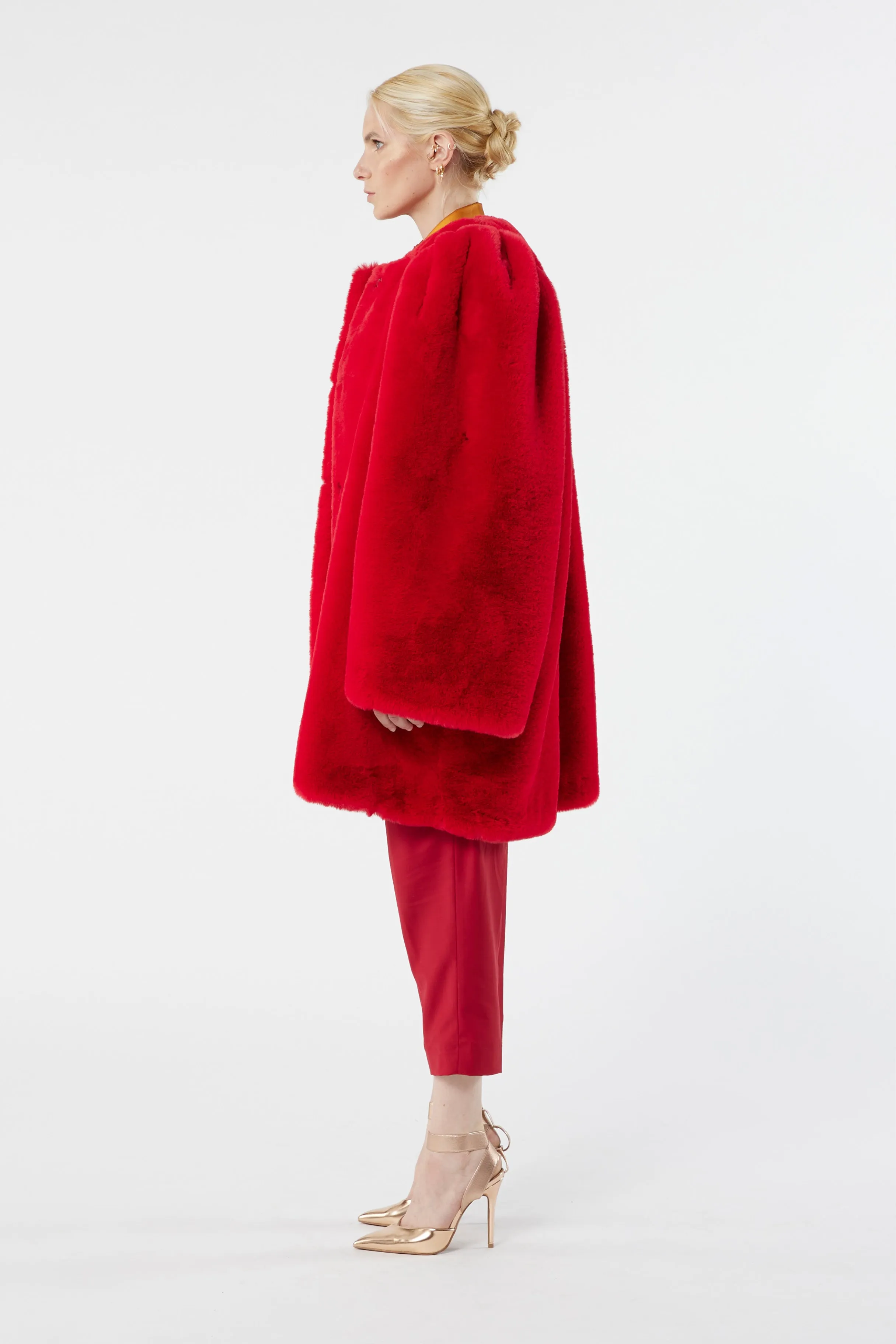 GATSBY red - faux fur coat