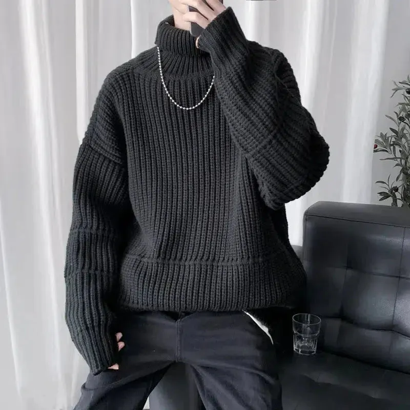 Jinquedai Turtleneck Sweater