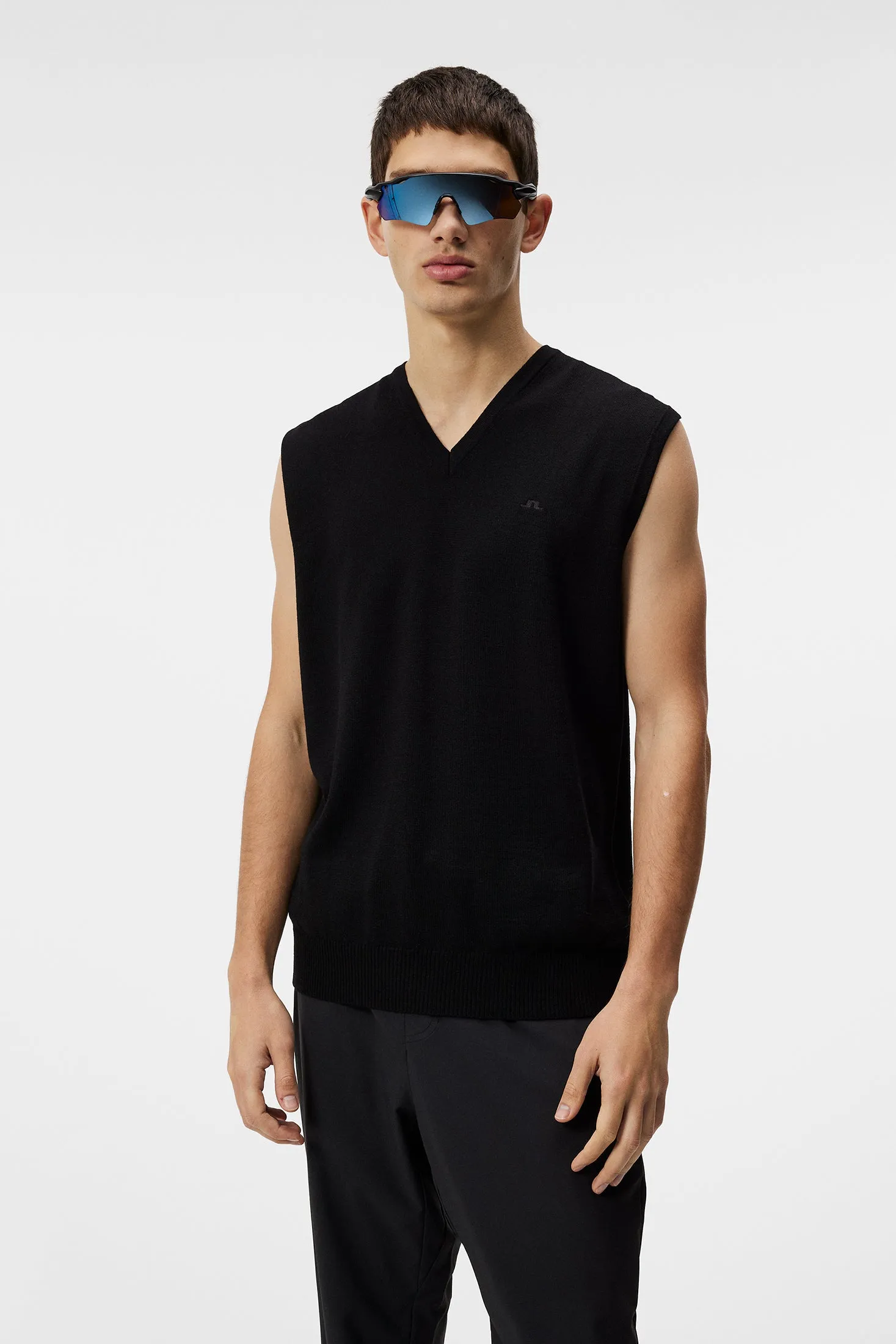 Liam Knitted Vest / Black