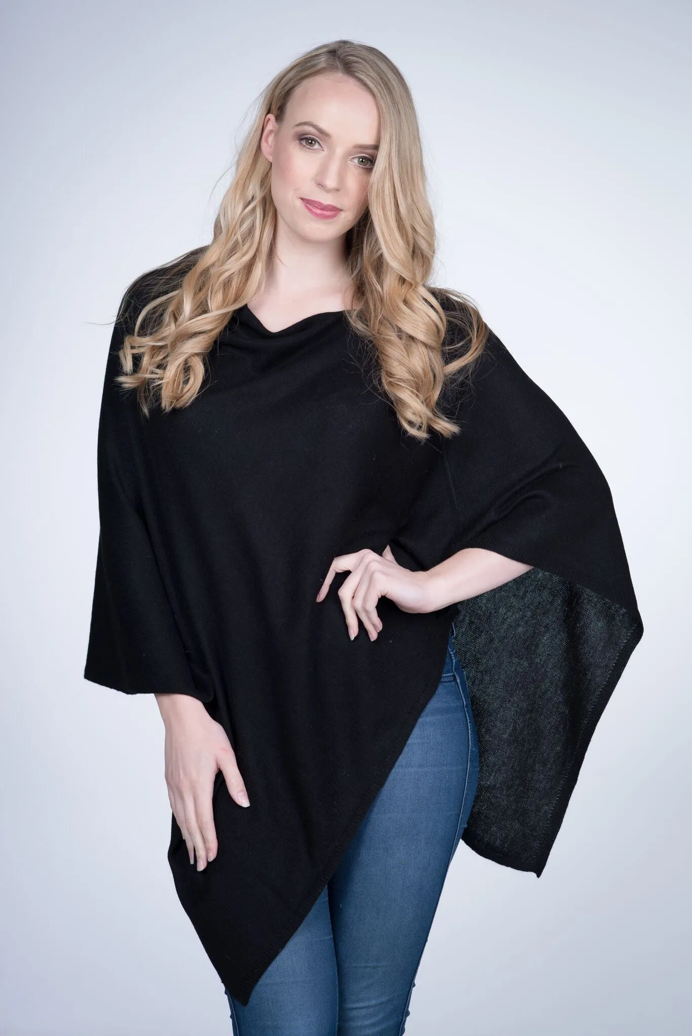 Nine Yaks Cashmere Poncho