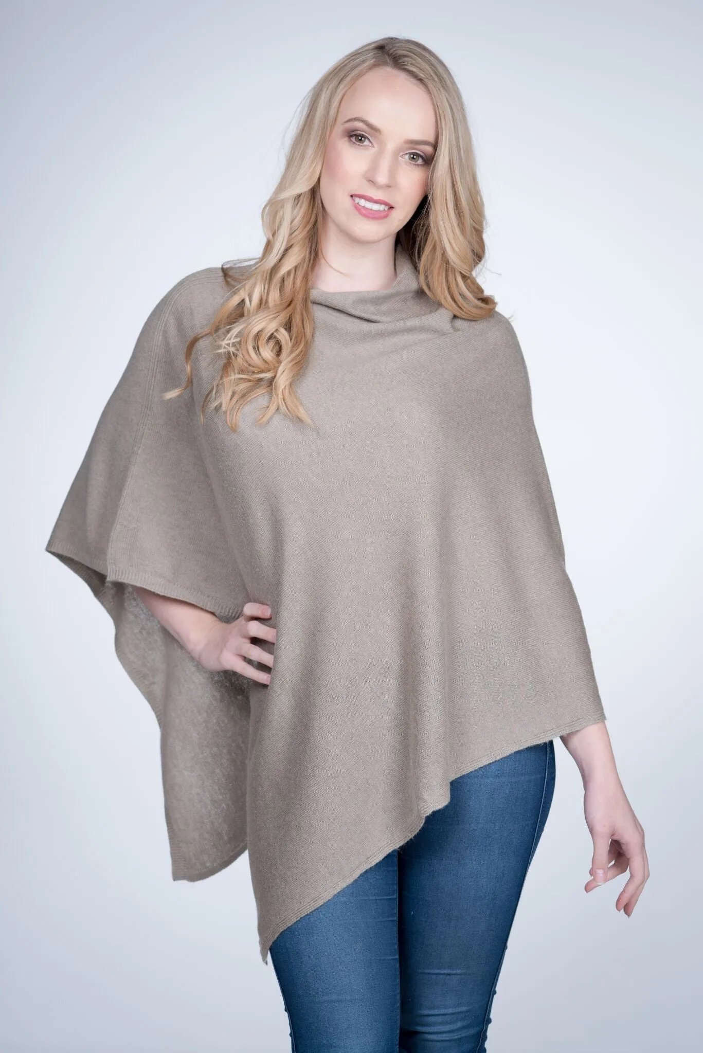 Nine Yaks Cashmere Poncho