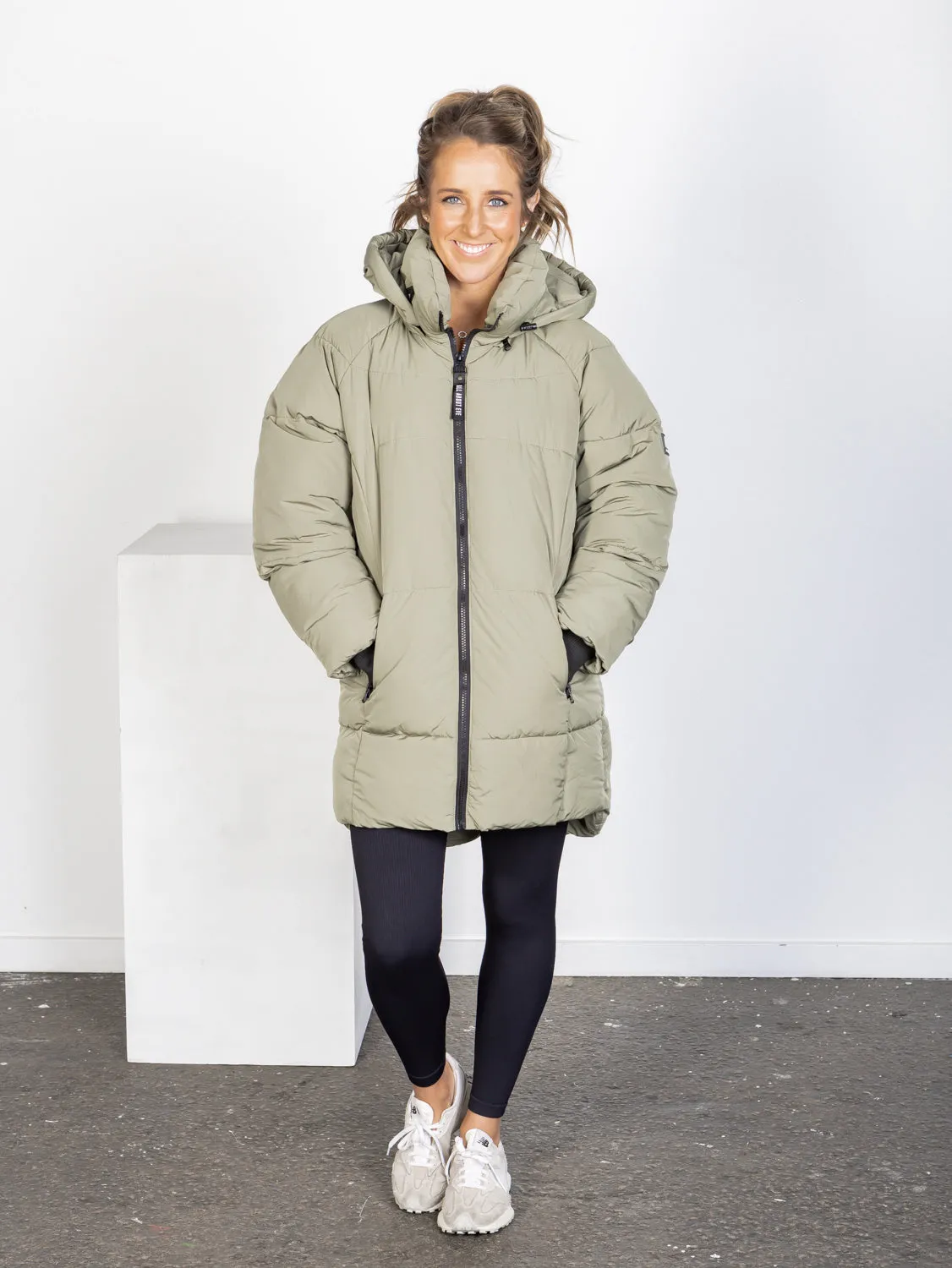 Remi Luxe Midi Puffer Jacket - Khaki