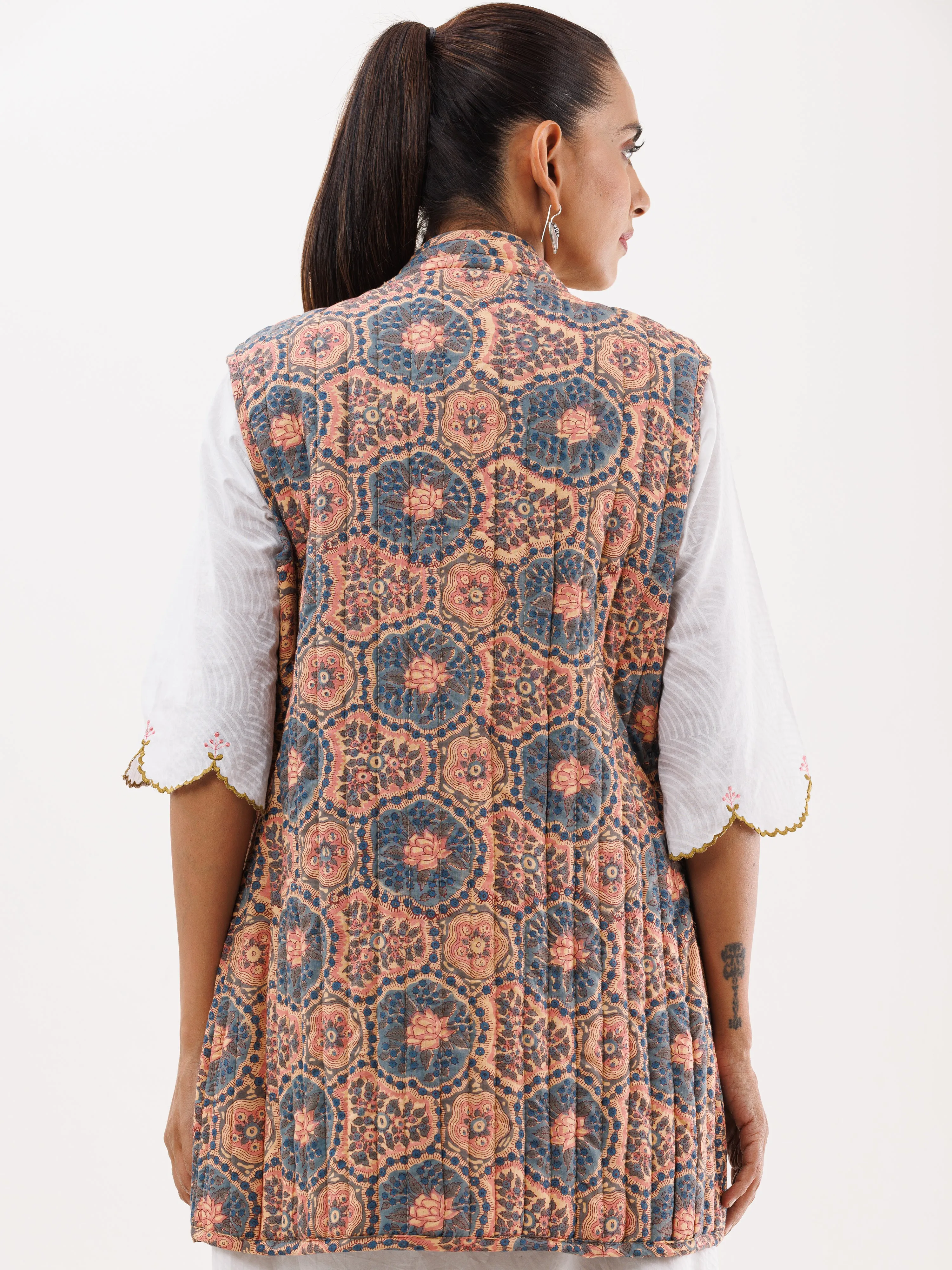 Shishir Nalini Quilted Reversible Sleeveless Jacket