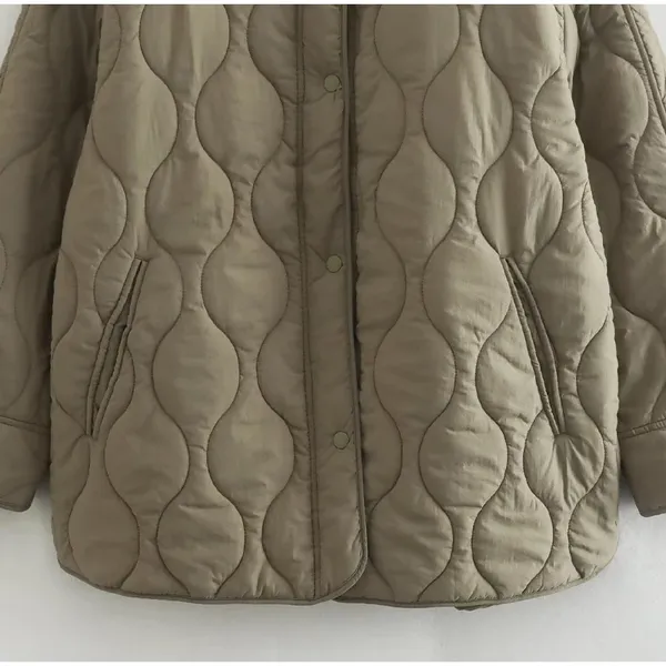 Women's Comfortable O-Neck Padded Quilted Coat with Buttons | Ideal for Autumn/Winter