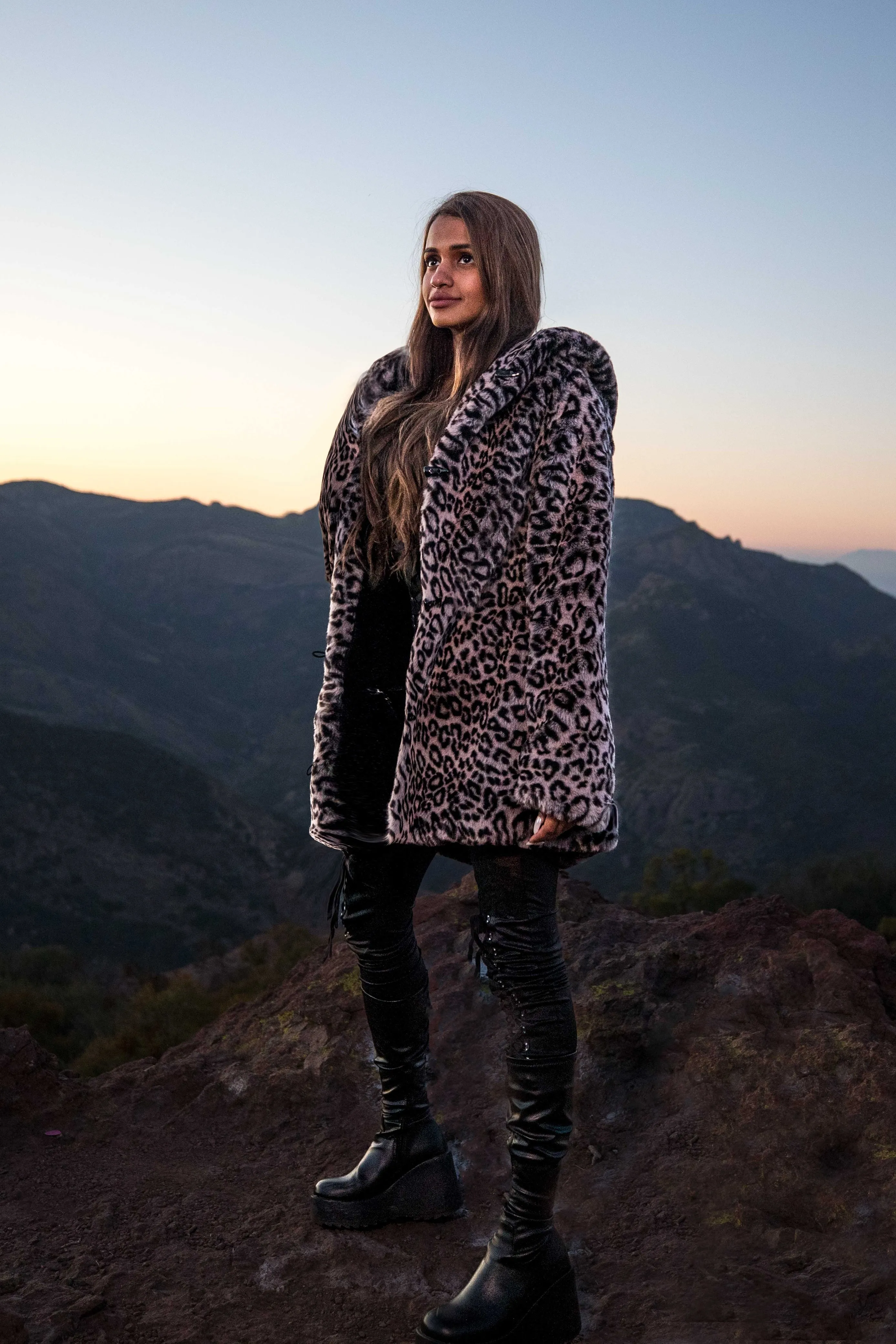 Women's Short Desert Warrior Coat in "Luxe Leopard" Chinchilla